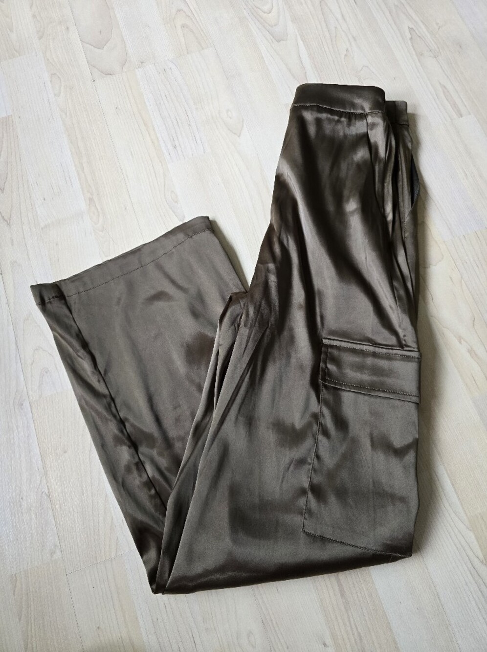 Vici Satin Cargo Pants Size XS